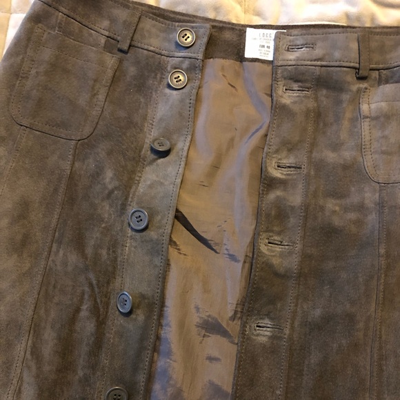 High-waisted, Brown-Suede Mini-Skirt, L.O.G.G. by H&M, European Size 40 Leather! - Picture 7 of 8